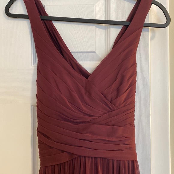 David’s Bridal Bridesmaid Dress Open Back Wine - Picture 2 of 5